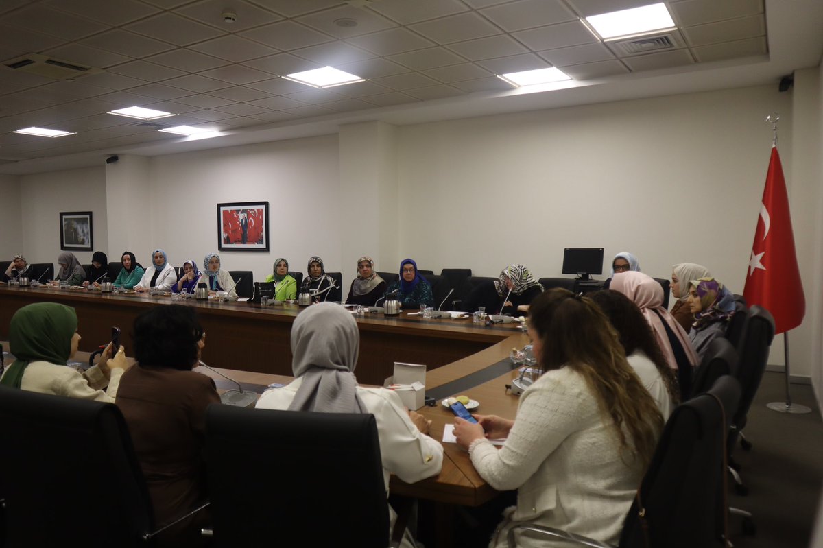 Gündemimiz her daim özgür Filistin ve artık son bulmasını istediğimiz Gazze Soykırımı!

Bir yıla yakın zamandır süren İsrail’in soykırımına karşı, küresel insani hareket olan boykot ve blockout konularını konuşmak üzere Sivil Toplum Kuruluşları temsilcileriyle bir araya geldik.