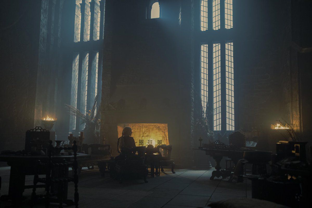 westerosies's tweet photo. New stills of Queen Rhaenyra Targaryen in ‘HOUSE OF THE DRAGON’ Season 2 https://t.co/RnuwQsUD4h