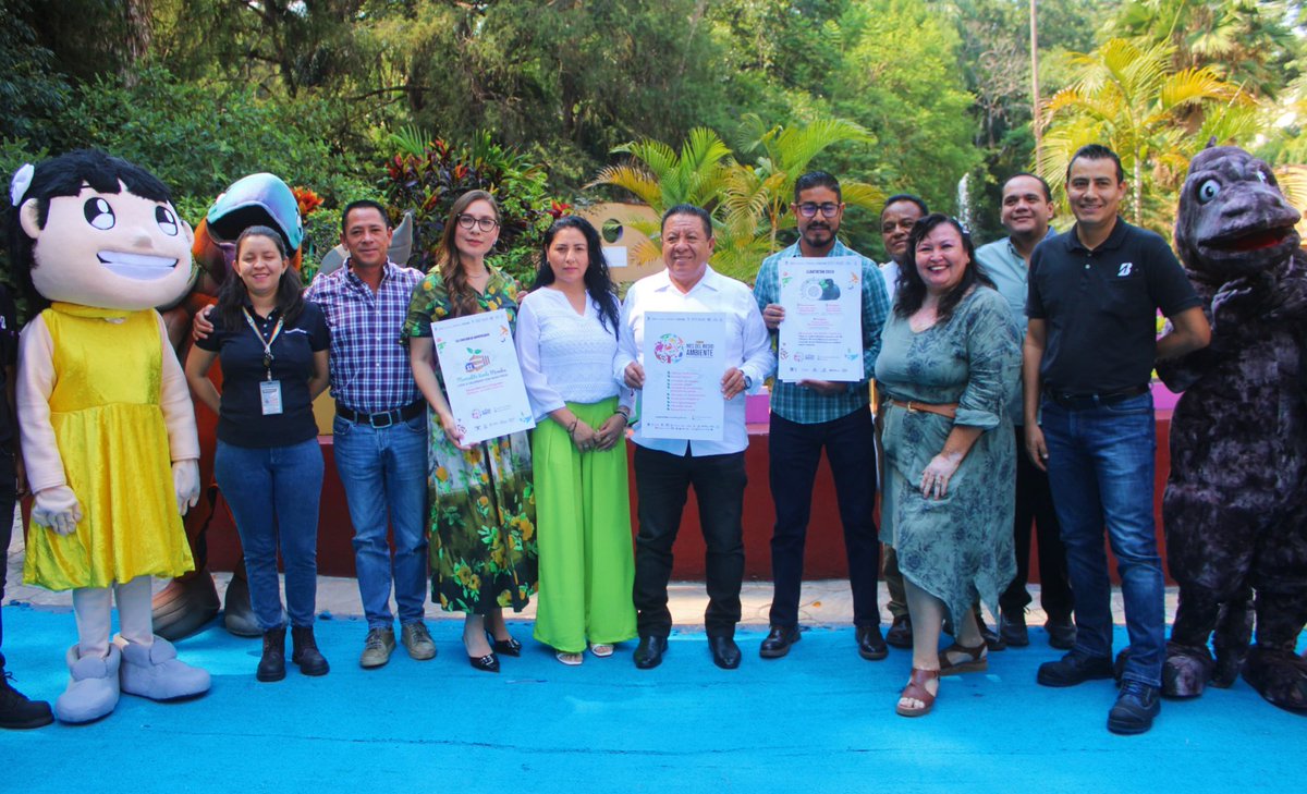 SDS_Morelos's tweet photo. 🙌 PRESENTA DESARROLLO SUSTENTABLE ACTIVIDADES DE “JUNIO, MES DEL MEDIO AMBIENTE”

✅ Se realizarán reforestaciones, una rodada ciclista, aniversario del Mercadito Verde Morelos, Llantatón 2024, entre otras actividades.

🌎 Consulta el calendario 👉 https://t.co/Lx4kadFiKw https://t.co/lbzdexR03P