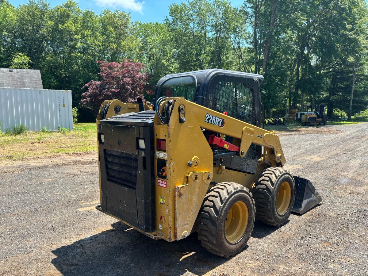 2021 CAT, 226D3, Skid Steer. STK.#8004-ZB.  $33,500
2Spd High flow, Rear Camera, Air Conditioner and Heating, Bucket, Low Hours, Well Maintained, Joystick Controls, Runs Very Well. For more information visit Mideastequip.com