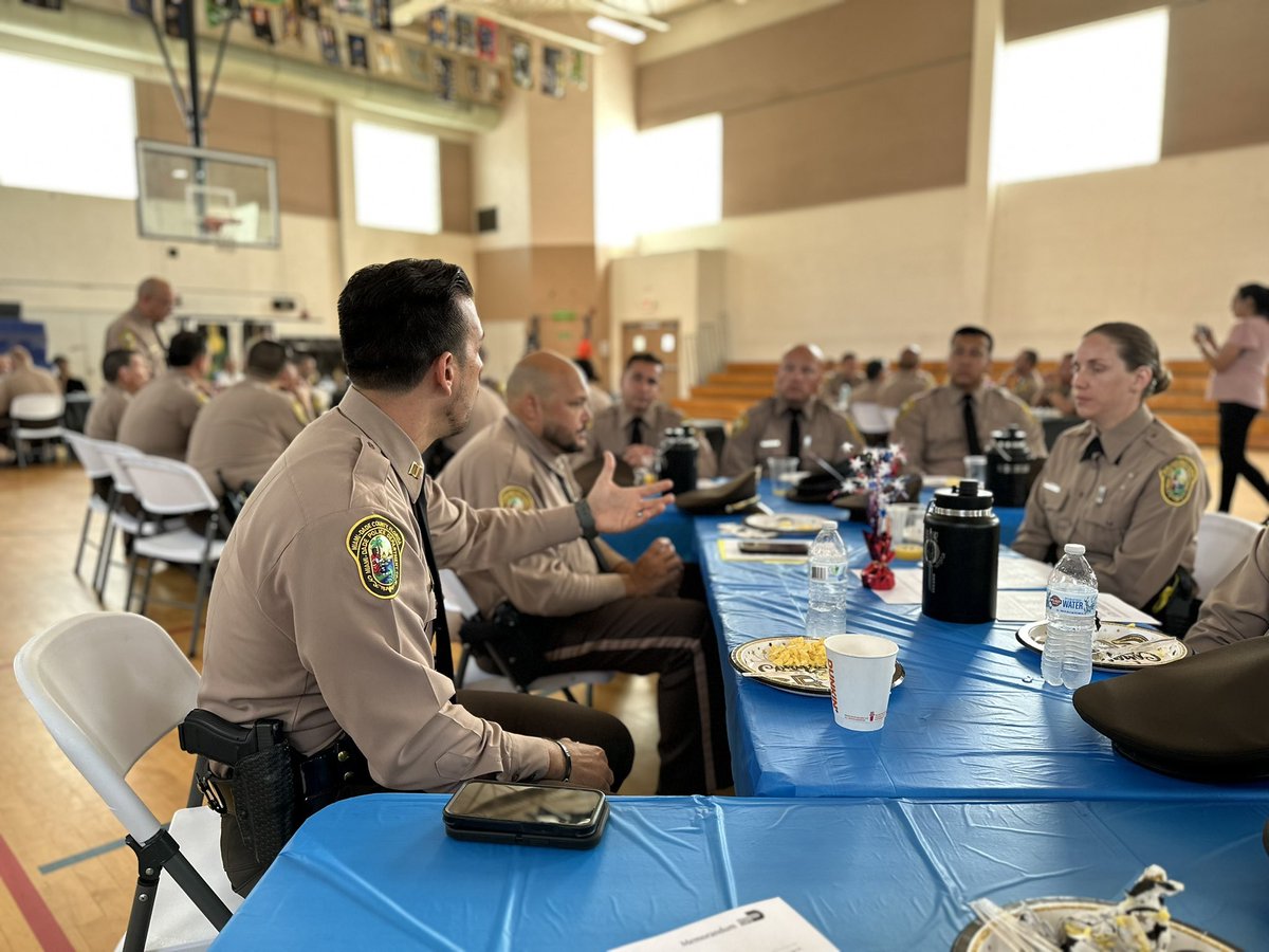 MiamiDade_SO's tweet photo. #BLE142 is one step closer to serving and protecting #OurCounty! This morning, they met with the command staff of their newly assigned districts. https://t.co/T28MTamH4X