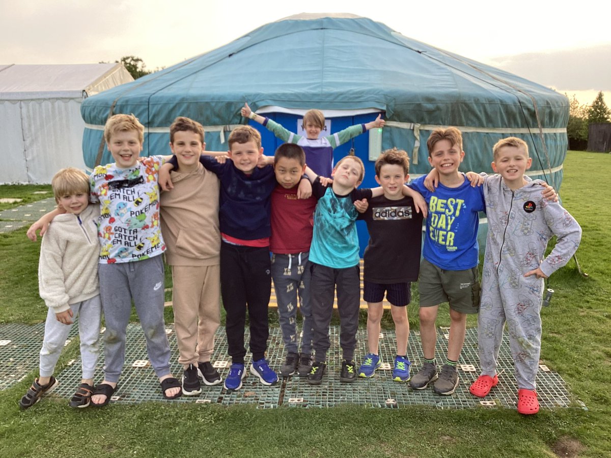 We are all settled into our yurts after a great day! 1/2 #flyhigh #year4 #HenleyFort #surreyoutdoorlearningdevelopment