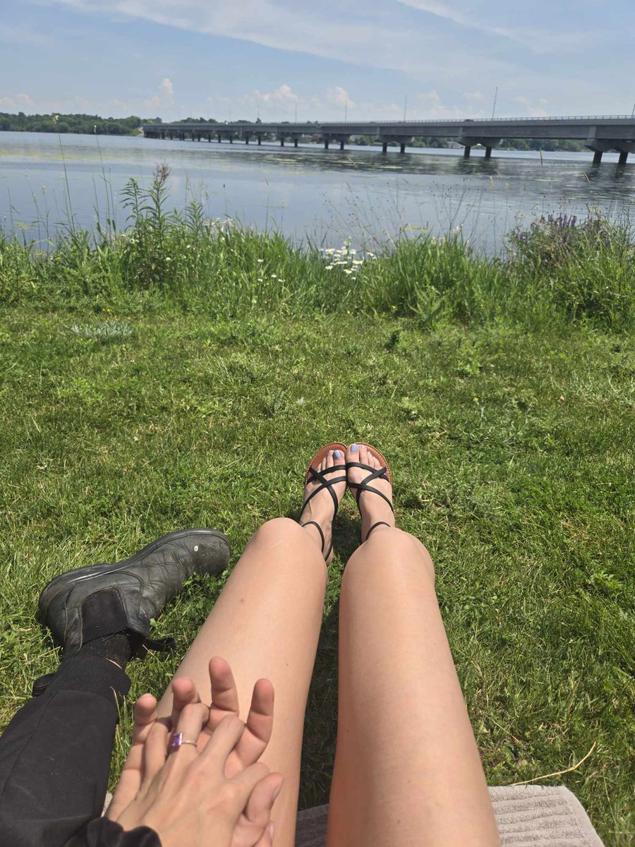 notcaff's tweet photo. life lately ♡ https://t.co/2XoOG1rQRh