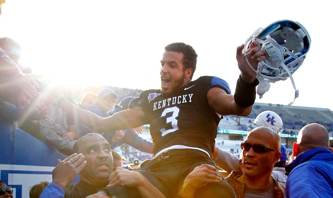 XMILLERTON11's tweet photo. After a great Camp I am Blessed to Receive My first SEC Offer from The University of Kentucky🔵⚪️.@CoachBuffano @vincemarrow @CoachC_Collins @3Matthias @AllenTrieu @TMRamFootball https://t.co/LfVsA9ySIX