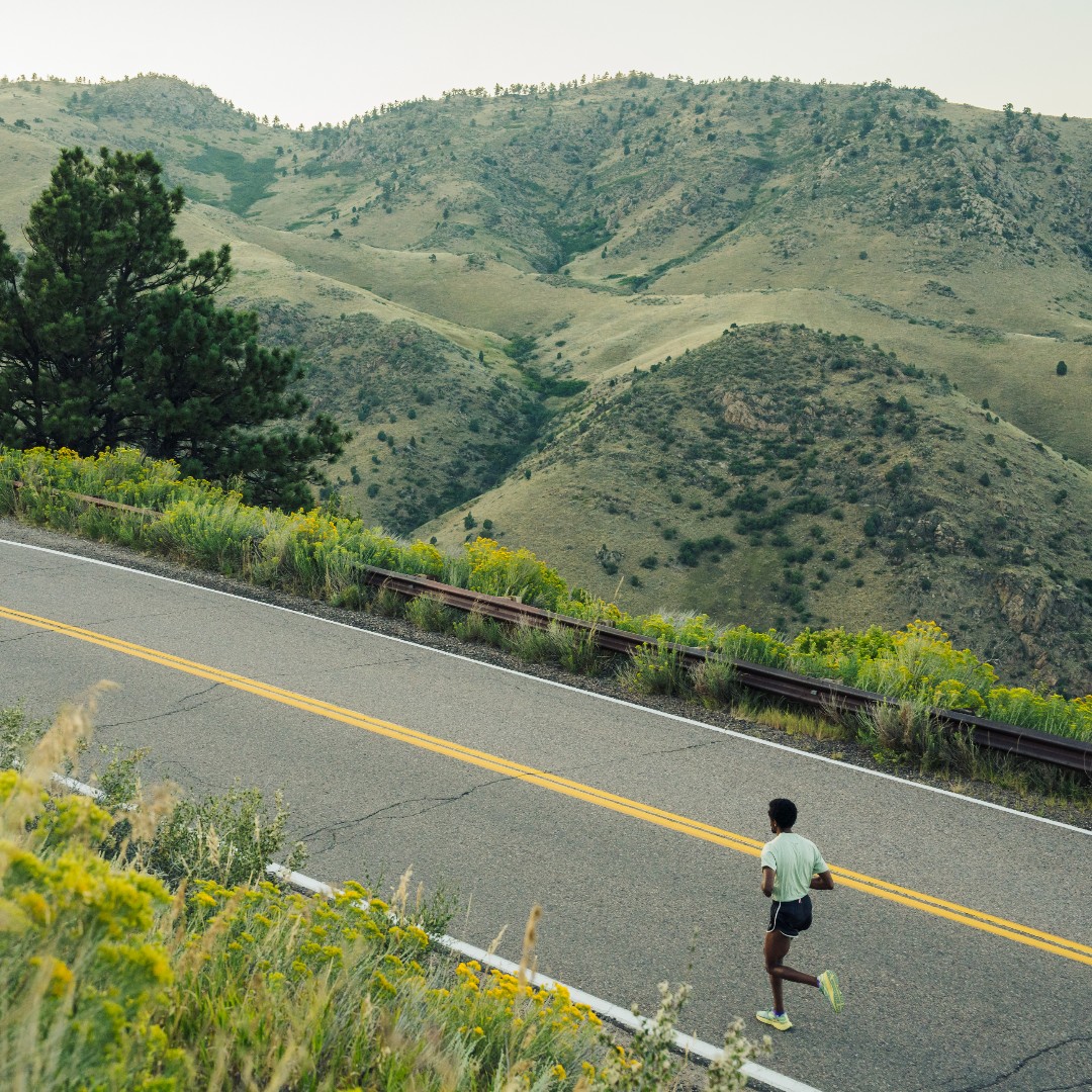 swiftwick's tweet image. Happy #GlobalRunningDay from Swiftwick! Whether you lace up for 1 mile or 100, we&apos;re cheering you on today and every day.