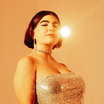 Duliors's tweet photo. Ya tocaba #NuevaFotoDePerfil 🌸 https://t.co/bVgadaoXZk