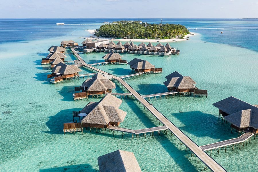 TheSaviour's tweet photo. What’s your thoughts on the Maldives? https://t.co/IrYBcMaCpk