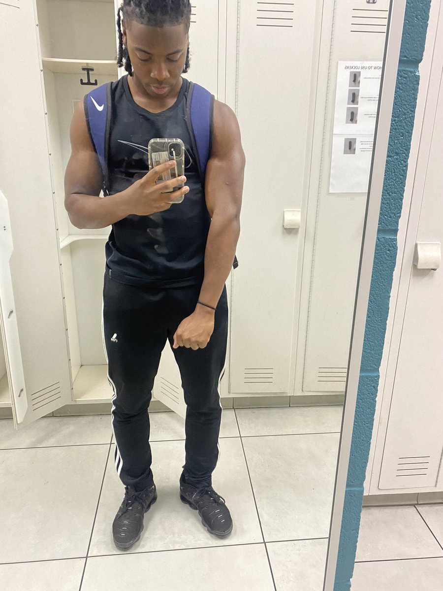 rodfa6ix's tweet photo. Rode to 180lbs https://t.co/YiFv9MdsQH