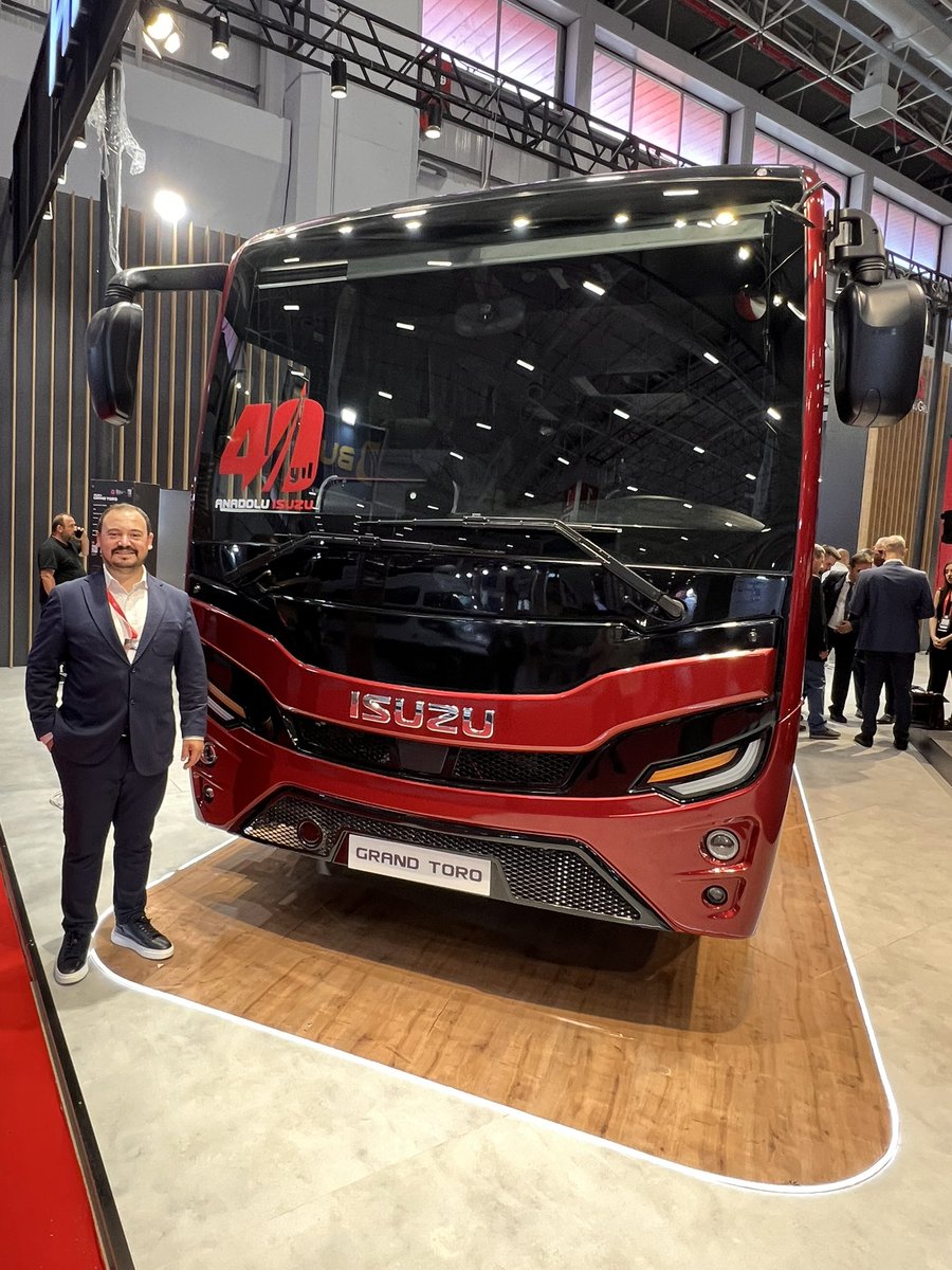 kuzukuzular's tweet photo. FUARDAN GERİYE KALANLAR
#anadoluısuzu #örnekotomotiv #mercedes #koçgrubu #sahibinden #koçholding #otokaratlas #isuzudmax #bmcotomotiv #egeacross #fiat #otosan #otobüs #midibüs #anadoluisuzu #novolux #dmax #renault #fiategea #otokoç #ilkerkuzu #otokarsultan #toyotahilux https://t.co/BessIKuFqh