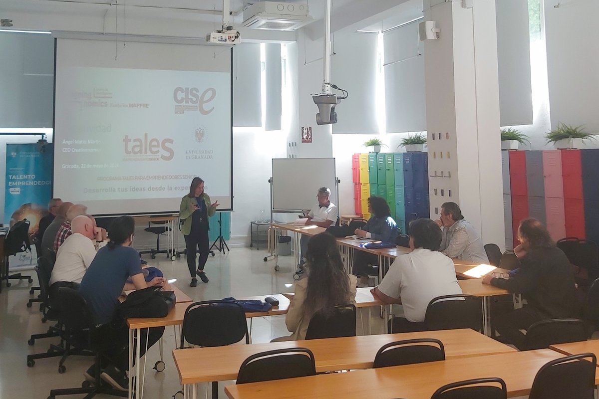 UGRemprendedora's tweet photo. ¡Gracias participar en #TaleS‼️
Desde el 23 de mayo realizamos #talleresdeformación para fomentar el #emprendimientosenior 💙
Gracias @Secot_ y Ángel Matas, CEO de #Creativenomics, por acompañarnos en la inauguración.
🌐 + info: https://t.co/yfunKFnXPq https://t.co/QpO6S3Dy8S