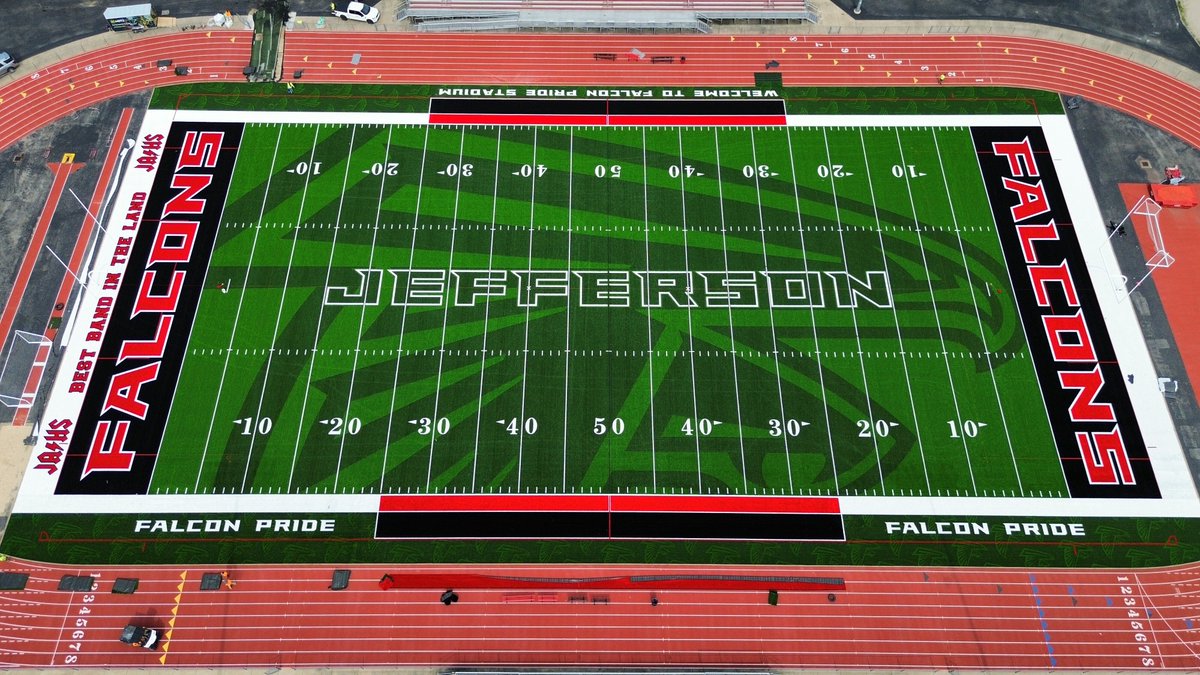 TheMotzGroup's tweet photo. Holy Smokes Jefferson Area Local Schools!🔥 This field is on FIRE—Thanks to @shawsportsturf GAME ON! 🔥  Endzones are laid and the impact of these graphics? Unbelievable. Words like "wow" just don’t do it justice!

#GameOn #FieldOnFire #VisualImpact https://t.co/tZoIMdQxsG