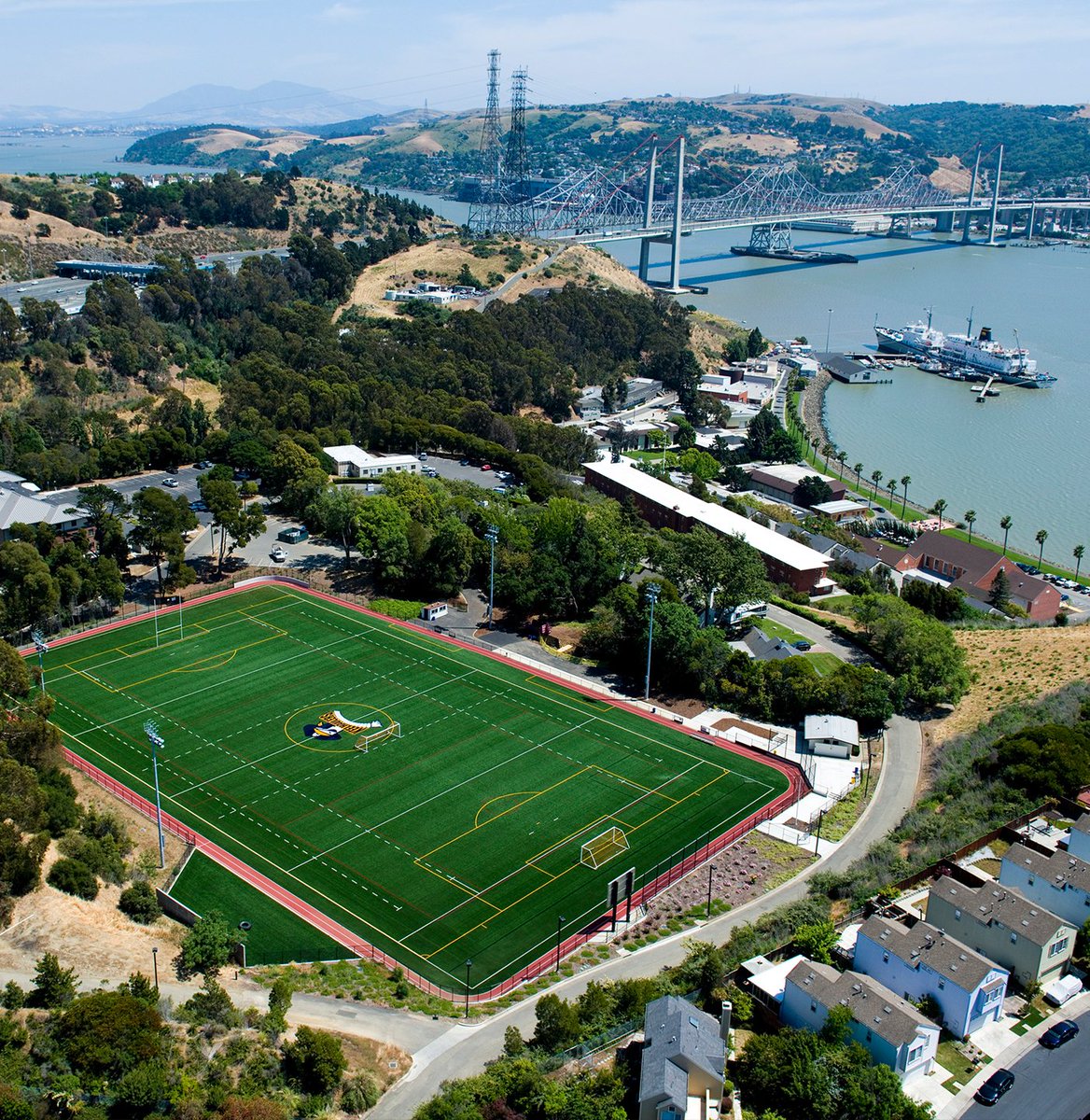 Cal_Maritime's tweet photo. Cal Maritime 🤝 @CalPoly https://t.co/bJoBBWH9GK