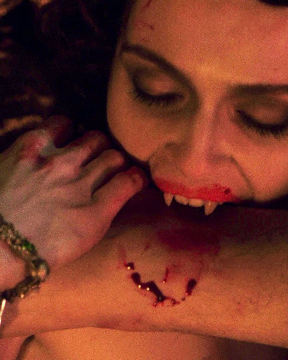 horrorsthetics's tweet photo. https://t.co/UFUQ024zyc