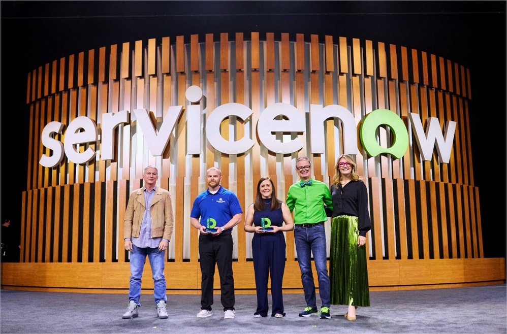 ServiceNow Community tweet media