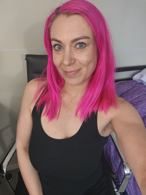 Fuck lol . The day is almost gone and I haven't had time to even sign in yet. Gonna try and squeeze a