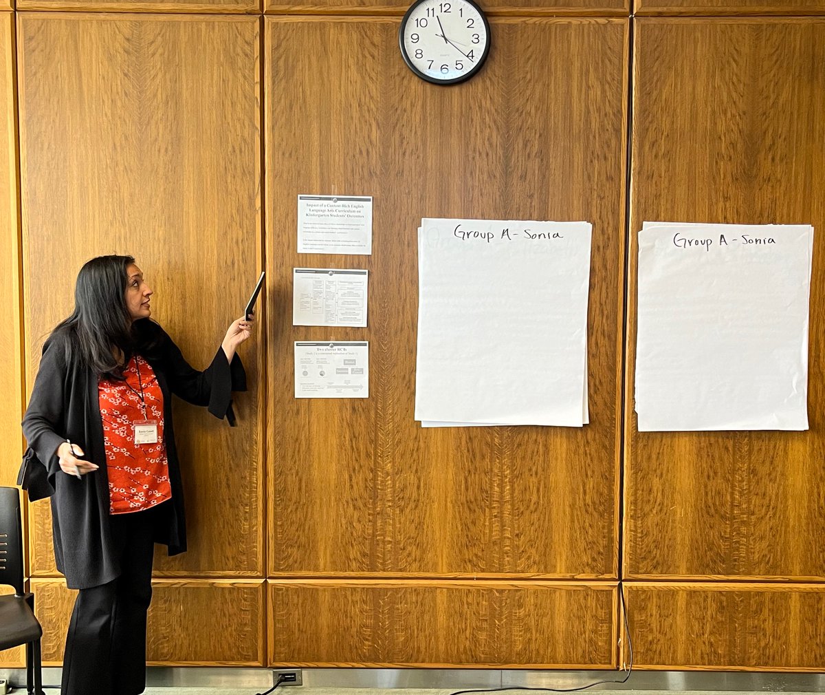 SMARTCtr's tweet photo. Exciting workshop Activity!๐งโ๐ผ
Fellows, Core Faculty & Expert Faculty joined forces to transform Intervention Research into Implementation Science by supporting @SoniaCabell & James Lee (activity volunteers) in evolving their work for greater impact.
#ImplementSci #WorkshopMagic https://t.co/Kz7CsJFfe1