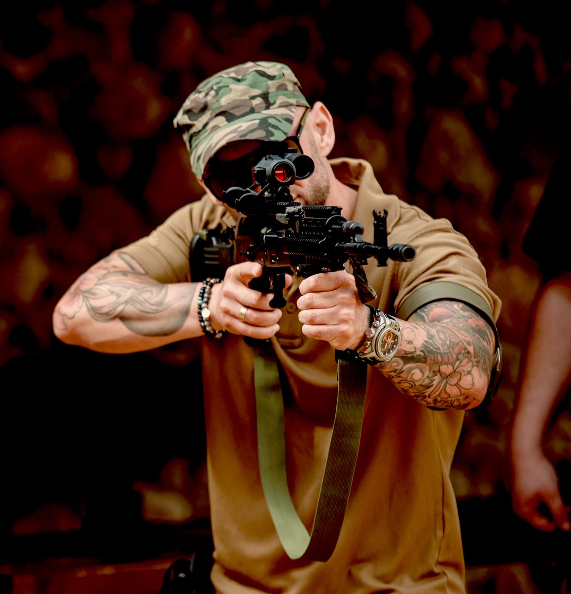 Find two differences 🤑 $PEIPEI 🔴