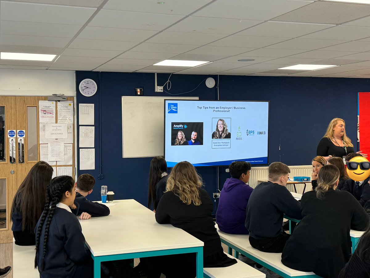 Fantastic engagement in today’s workshop with the Year 10s in preparation for Work Experience Next week! Thank you to our EA CarolAnn for giving us an insight to the perspectives of an employer and top tips for the placements. @Head_TheHeights #gatsby #work experience