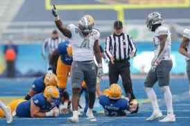 After a great conversation with <a href="/CoachTee34/">Kasey Teegardin</a> <a href="/Coach_Creighton/">Chris Creighton</a> and <a href="/CoachBenNeedham/">Ben Needham</a> I am blessed to receive a full ride scholarship offer to Eastern Michigan!!!🟩⬜️🟩 <a href="/CoachHillerich/">Nate Hillerich</a> <a href="/pnfootball/">Pick North Football</a> <a href="/RecruitPN/">Pick North FB Recruiting</a> <a href="/EMUFB/">Eastern Michigan Football</a>