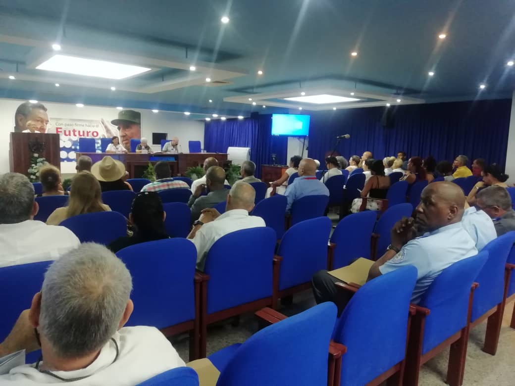 Sesiona en el <a href="/MitransCuba/">Ministerio del Transporte de Cuba</a> , 1er Taller sobre  “Ciencia, Innovación, Transformación Digital, Comunicación e  Información en la Promoción y Desarrollo de la Prevención Y el Control  en el sector del Transporte”
mitrans.gob.cu/es/noticias/se…