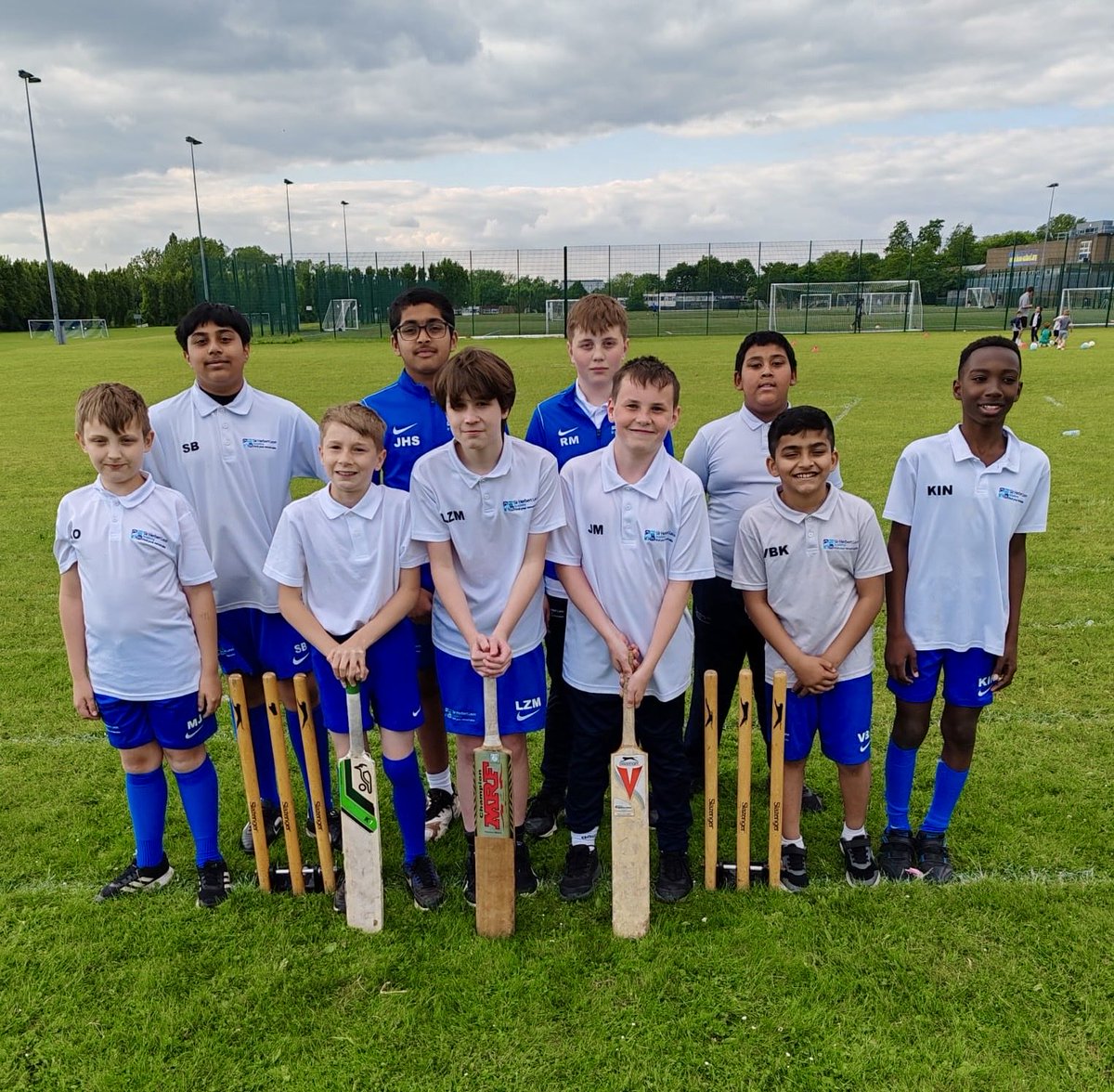 Our Year 7 Cricket squad welcomed <a href="/DenbighSchoolMK/">Denbigh School</a> for their opening league fixture! Well done to Denbigh for winning the game! A huge well done to our boys for their efforts in their first league fixture. #SHLASport 🏏
