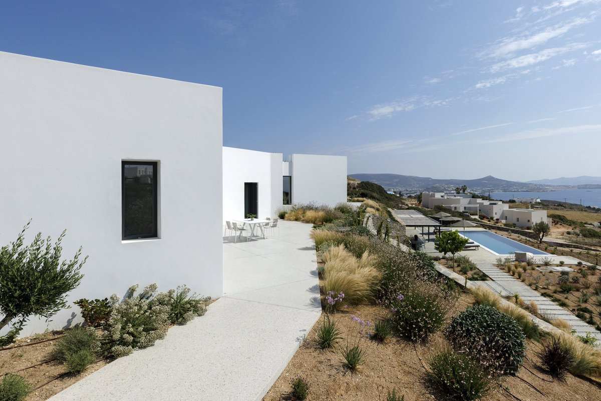 Arqenblanco's tweet photo. Casa Riza II - React Architects
Imagen: Panagiotis Voumvakis
Paisajismo: Eva Papadimititriou
________________________________
#reactarchitects #panagiotisvoumvakis #krotiri #grecia #arquitecturagrecia #arquitecturaenblanco #arquitectura #archdaily #design #whitearchitecture https://t.co/iER7d2r78x