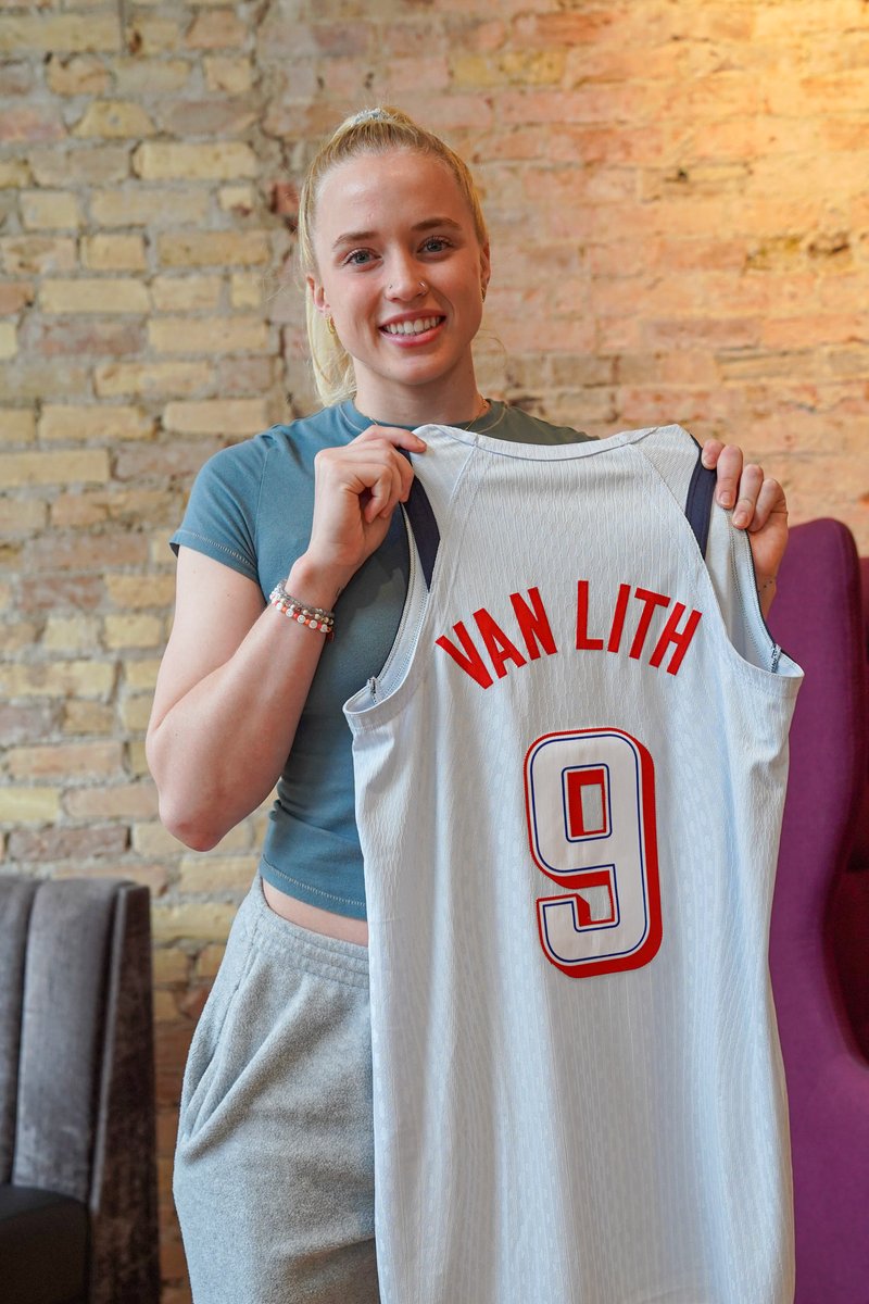 🇺🇸9⃣ <a href="/haileyvanlith/">HVL</a> 

#3x3WNT