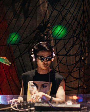 Elliptical Sun Music tweet media