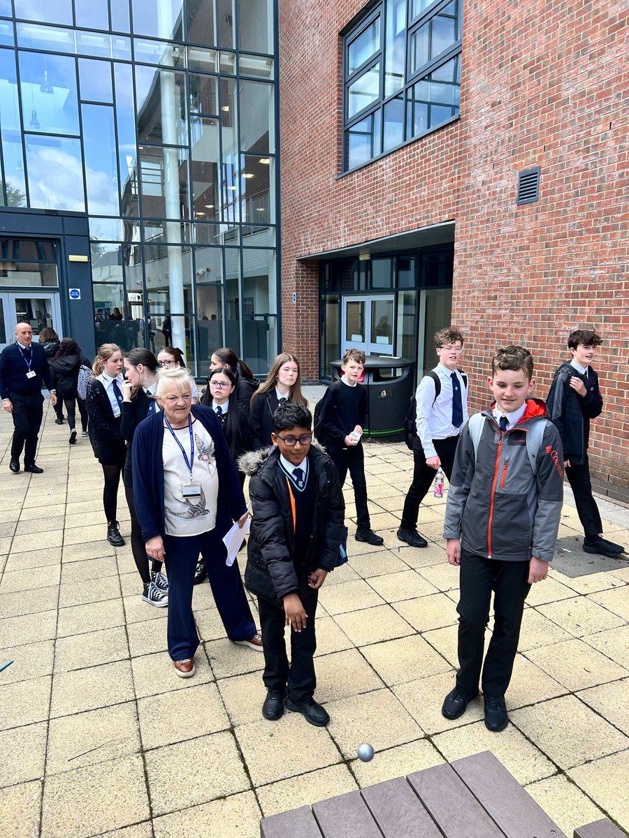 ndhs1's tweet image. What an atmosphere at lunchtime today as young people and staff earned house points galore #ThisIsHowWeDoItHere #getinvolved @GuidanceNdhs