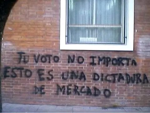 La democracia es solo gestión del capital

La ley y su institucionalidad es el control represivo de la  dictadura capitalista

Las clases sociales y la miseria son el sustento de la democracia 

1/2