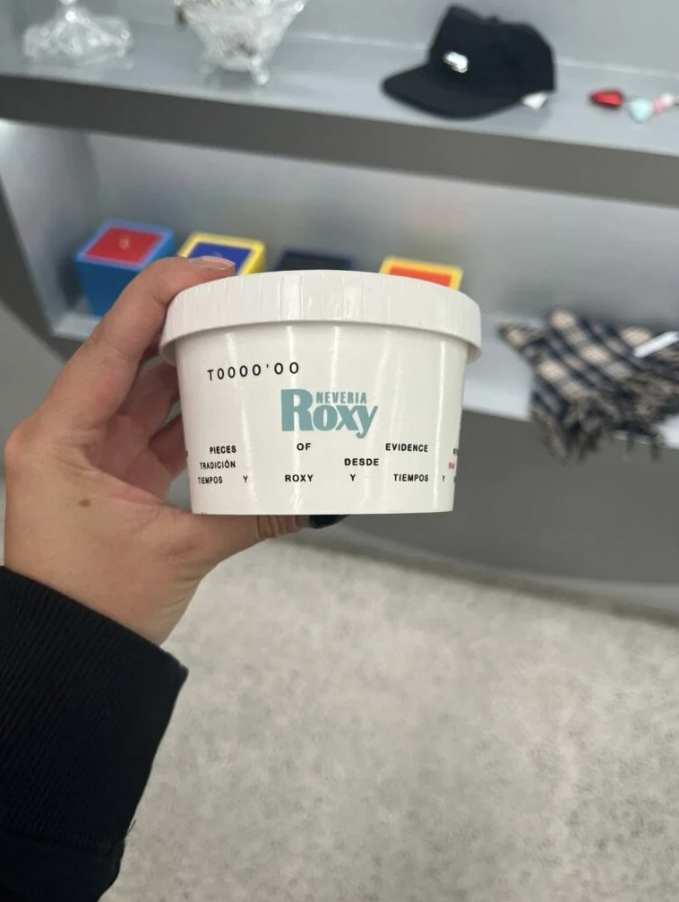 localmx_'s tweet image. #ModaLocal Visitamos Tiempos Shop, la tienda del diseñador Esteban Tamayo que ha vestido a Bella Hadid y a Alvarito Díaz. lc.cx/oE2G-d