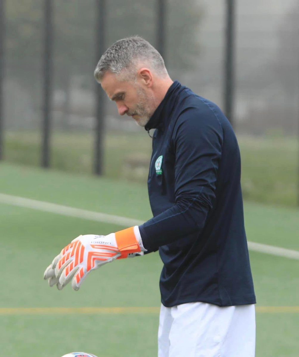 The club would like to wish goalkeeper <a href="/johnconnoly18/">john connolly</a> all the best as he moves on after 2 years at the club. John was the ultimate professional who was a big part in us winning 1A and keeping us in the Premier league.  Thanks for everything JC and all the best for the future.🖤🤍