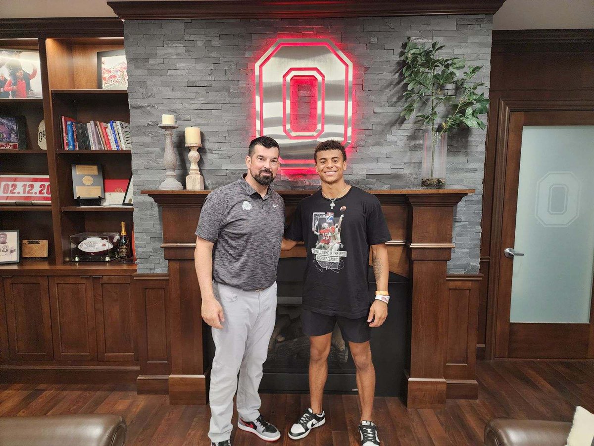 Blessed to have the opportunity to have recieved my 9th D1 offer from, THE 🅾️hio State University!!
#GoBucks
<a href="/coach_elderm/">Coach Elder</a> <a href="/CoachDuHart/">Gerren DuHart</a> <a href="/MattGuerrieri/">Matt Guerrieri</a> <a href="/OGWalt_/">Tim Walton</a> @ryadaytime <a href="/OhioStateFB/">Ohio State Football</a>