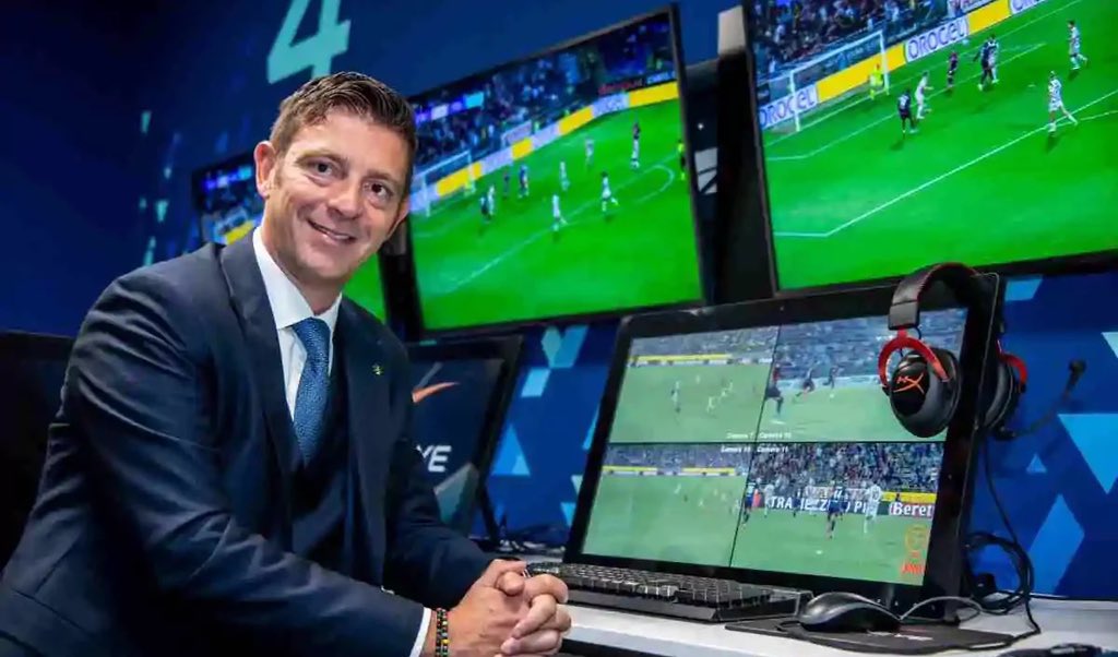 Il nostro team legale vigila e tutela i nostri colori. Le parole di Rocchi: quando una voce “super partes” ci offre una visione distorta della realtà
#rocchi #juventus 

fondazionejb.com/il-nostro-team…