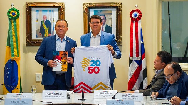 ViniciusFerroC's tweet photo. Hoje realizamos a cerimônia de posse da Comissão do Maranhão 2050, em que fui empossado como Presidente. O plano a longo prazo será conduzido por uma equipe colaborativa, representativa e diversa! Agradeço ao governador @carlosbrandaoma por seu apoio nesse projeto tão importante! https://t.co/GRrJOnraQV