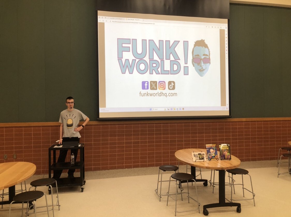 funkworldhq's tweet photo. Had a fun morning talking to campers and making comics! @FishersParks https://t.co/snBgK5xKgr