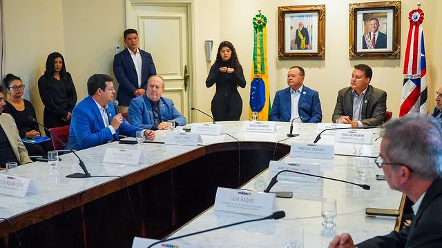 ViniciusFerroC's tweet photo. Hoje realizamos a cerimônia de posse da Comissão do Maranhão 2050, em que fui empossado como Presidente. O plano a longo prazo será conduzido por uma equipe colaborativa, representativa e diversa! Agradeço ao governador @carlosbrandaoma por seu apoio nesse projeto tão importante! https://t.co/GRrJOnraQV