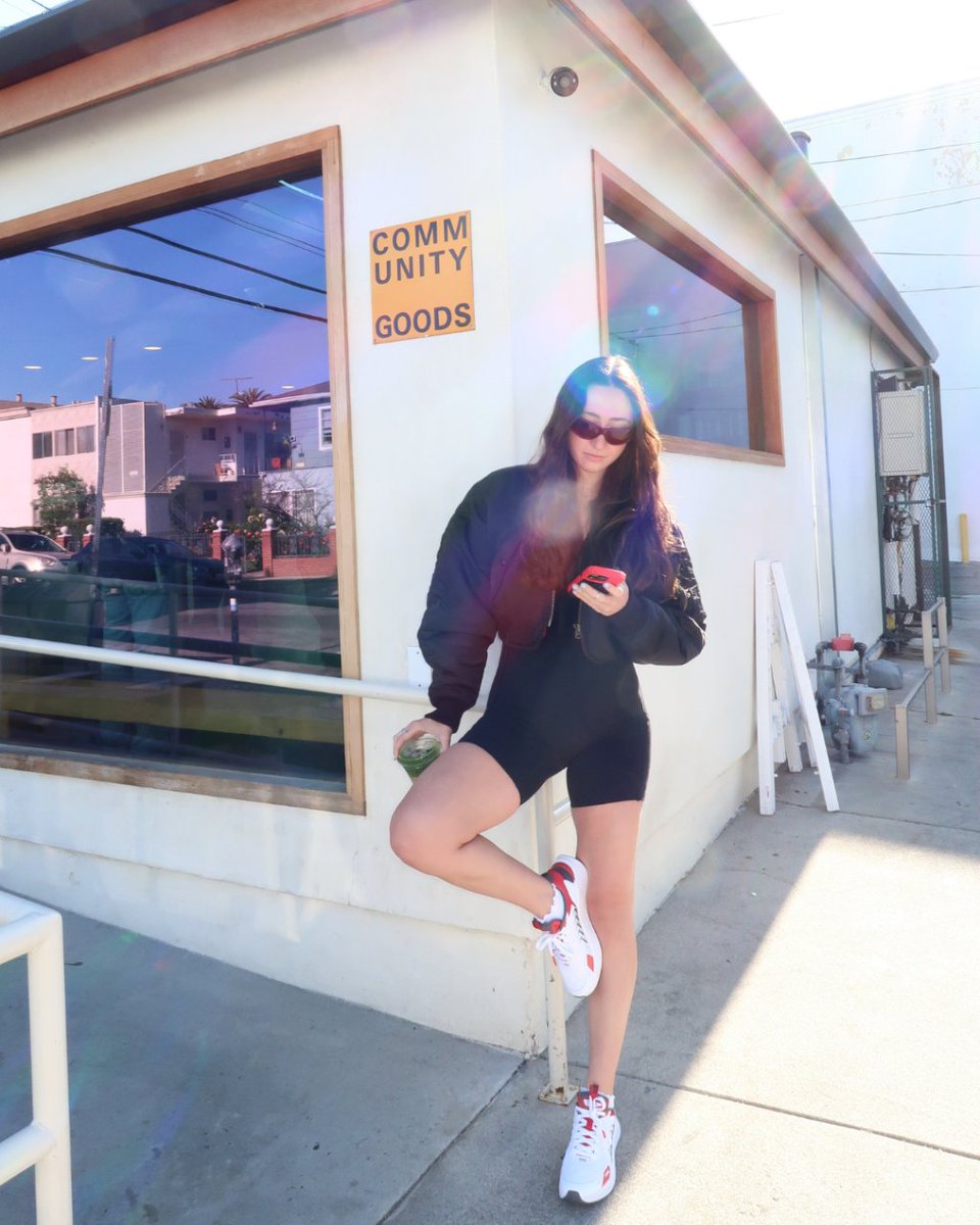 K•SWISS tweet media