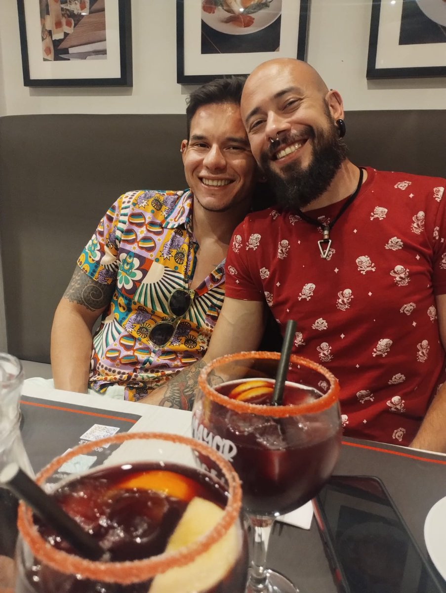 vinigalan86's tweet photo. Happy pride month ❤️❤️❤️
🏳️‍🌈🏳️‍🌈🏳️‍🌈 https://t.co/WcWaUTATQb