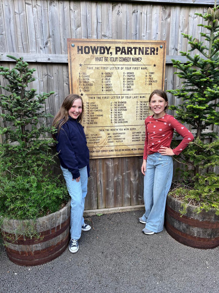 MidgleySchool's tweet photo. Hoe Down party @gulliversfun what a super day we had thank you 😊 #gulliversresidential https://t.co/hjDPKnEtPS
