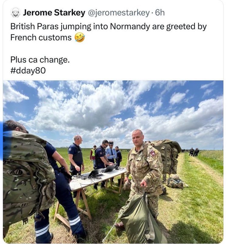 DrohanTom's tweet image. I’m all for winding up the Brits but to be honest if they didn’t jump 80 years ago it would be the Bundeszollverwaltung now.