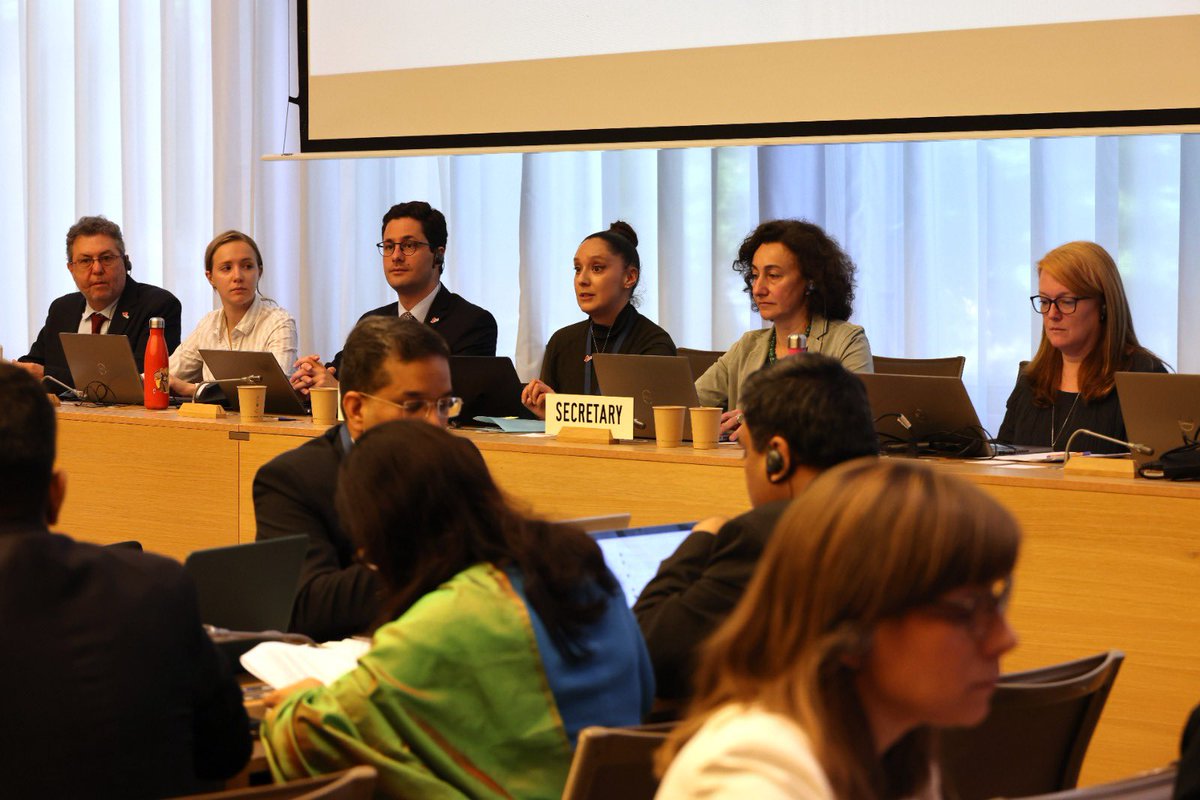 #WTOTBT Committee, here we come ! 

Agradecida de recibir este Comité de una excelente profesional y amiga 
<a href="/anna_vitie/">Anna Vitie</a> 

women in power 💪🏾💪🏾💪🏾

Además, con una Secretaría 👌🏽