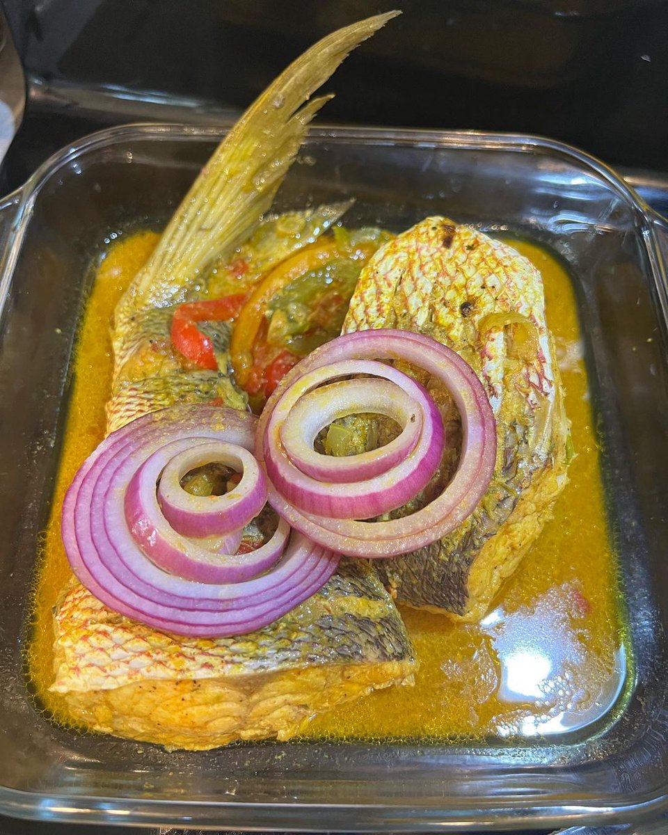 CiviqueEtmoral's tweet photo. Ki Vyann nou pi renmen manje ?

#Pwason 🐟             Vs     #POUL 🐓 https://t.co/teM9tH5E13
