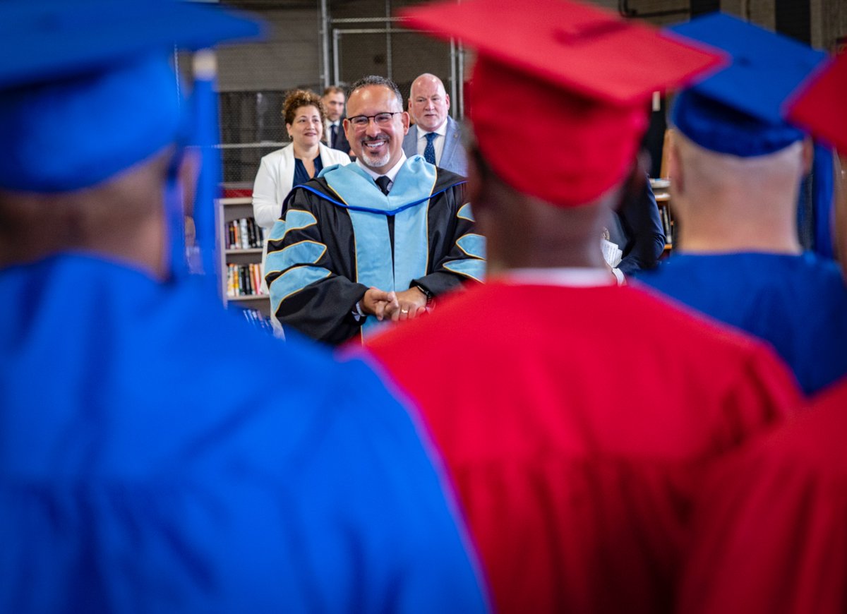 SecCardona's tweet photo. I visited Cheshire Correctional Facility for the first time in April where I met students getting a second chance through education.
 
Today I went back to speak at commencement where they explained to me that with access to education,  that even behind bars, they became free. https://t.co/G3FTYnfBP3