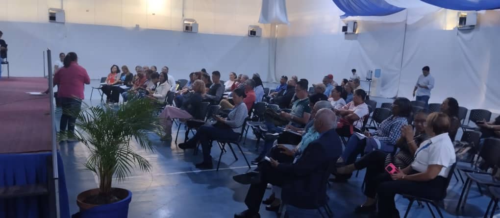 SomosUnem's tweet photo. #Entérate🗣️||En la Universidad Politécnica Territorial Andrés Eloy Blanco, la #UTGULara participó en la presentación de propuestas curriculares para las escuelas técnicas de la entidad. Esta actividad fue dirigida por el #CEGU📚. Para mayor información visítanos en IG @somos_unem https://t.co/sk4xxnGcfV