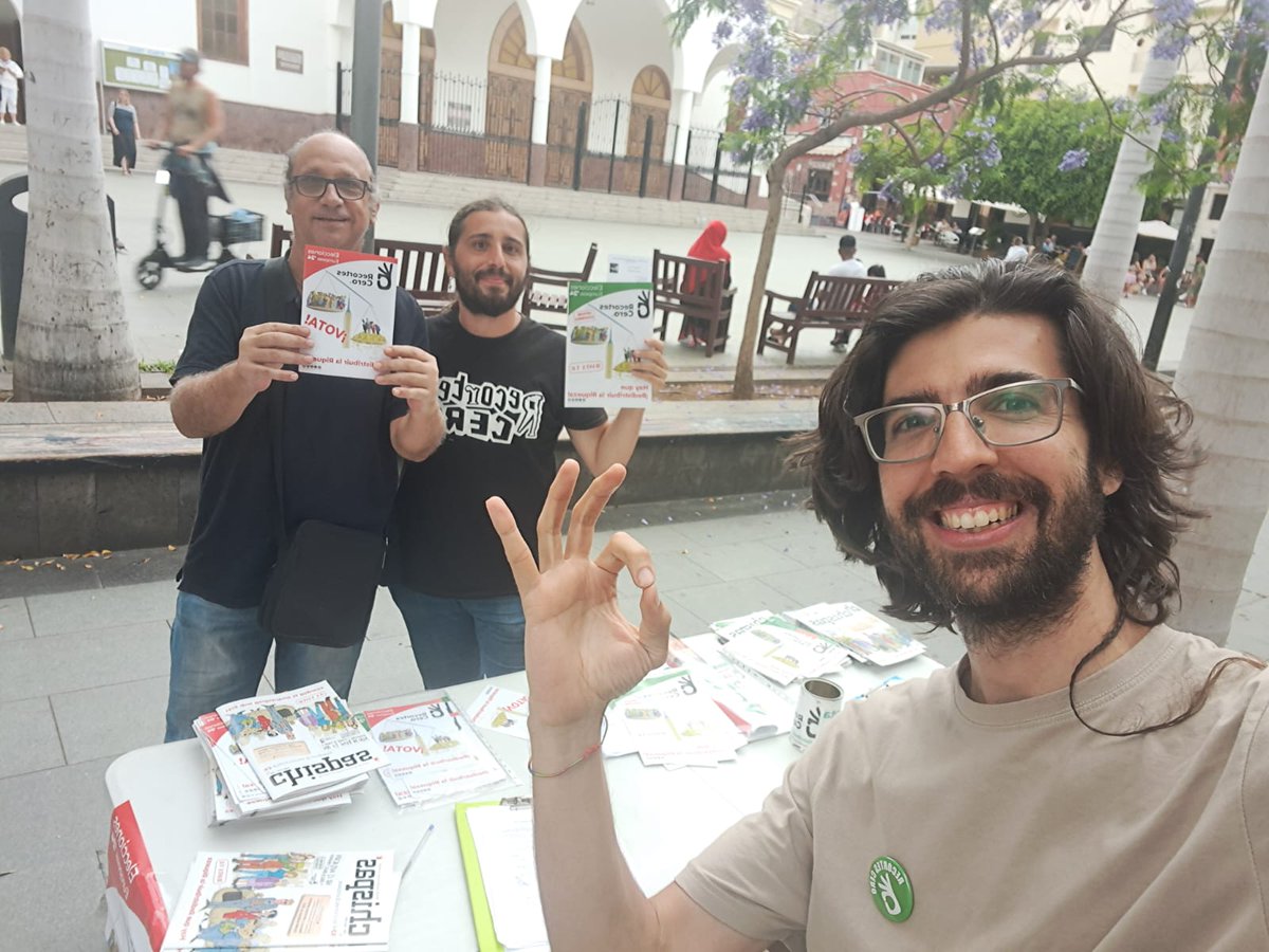 recortesceroca's tweet photo. Aunque queden tres días seguimos trabajando porque cada vez más gente conozca a @RecortesCero 

Santa Cruz, Las Palmas, Adeje, Los Cristianos.... ¡Llegaremos a todos los pueblos!

Gracias a los compañeros de @Mas_Canarias_ por toda la ayuda prestada 

#VotaRecortesCero https://t.co/UAJEAqRdrK