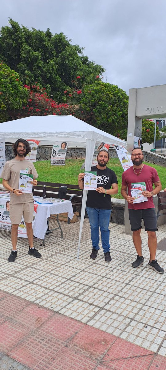 recortesceroca's tweet photo. Aunque queden tres días seguimos trabajando porque cada vez más gente conozca a @RecortesCero 

Santa Cruz, Las Palmas, Adeje, Los Cristianos.... ¡Llegaremos a todos los pueblos!

Gracias a los compañeros de @Mas_Canarias_ por toda la ayuda prestada 

#VotaRecortesCero https://t.co/UAJEAqRdrK