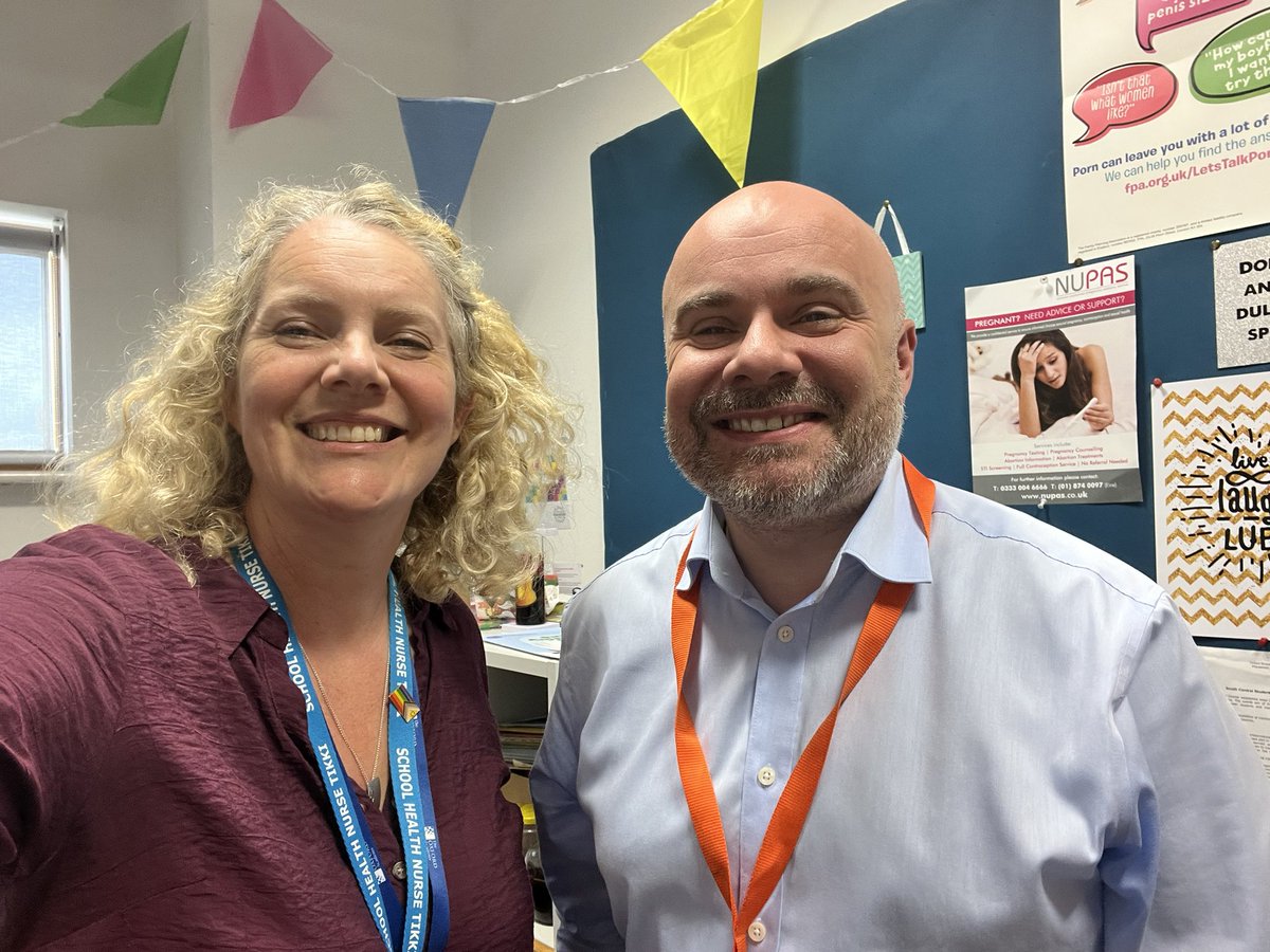 viki 💙 tweet media