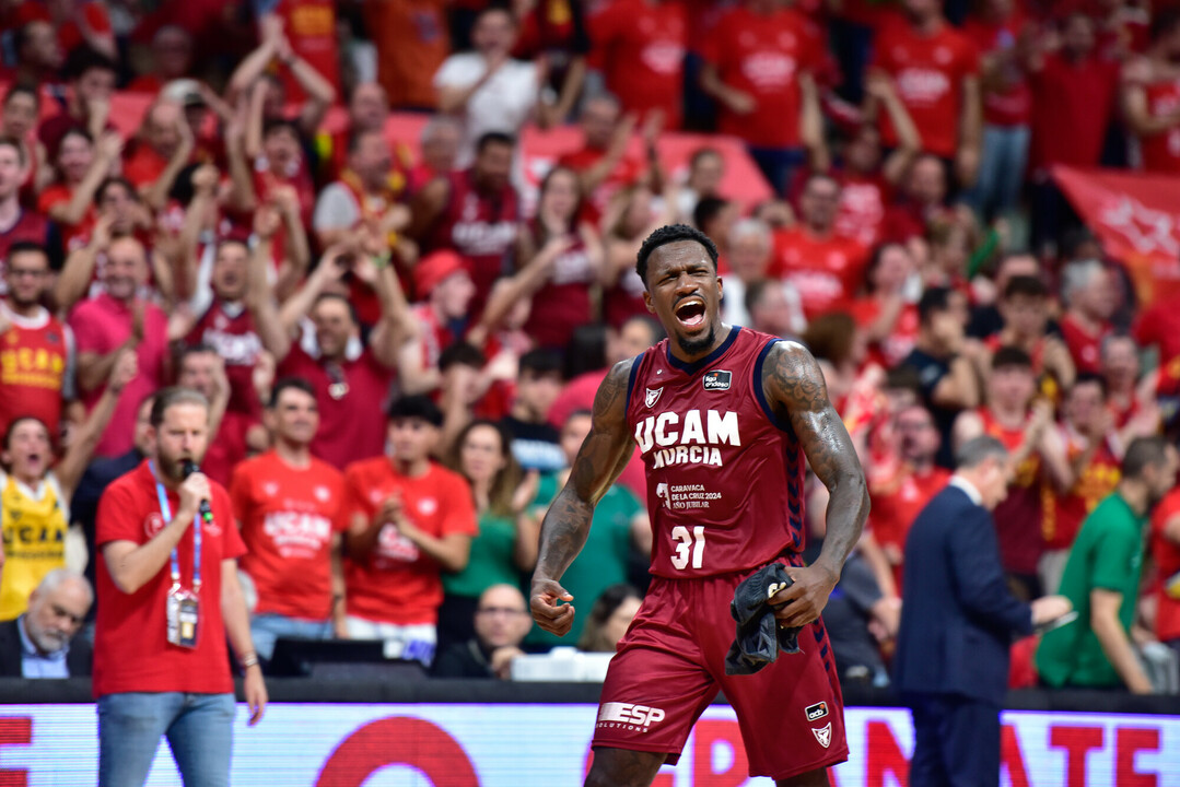 GIGANTESbasket's tweet photo. 🔴 MURCIA, HABÉIS HECHO HISTORIA 🔥

👏 Enhorabuena al @UCAMMurcia por alcanzar la primera final de la Liga Endesa de su historia

📸 acb Photo