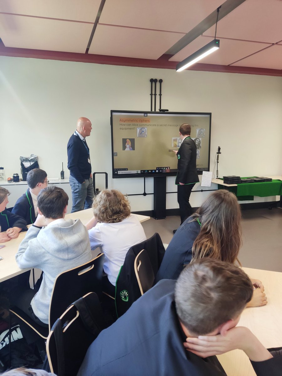 ComputingTOA1's tweet image. Our year 9 and 10 students had an amazing day out to The Bletchley Park museum learning about encryption in the past, present and the future.@TheOngarAcademy @bletchleypark @MrSandsHT @OngarPe